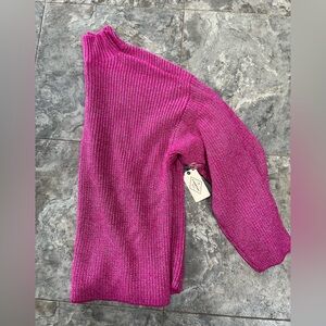 New tags pink sweater
